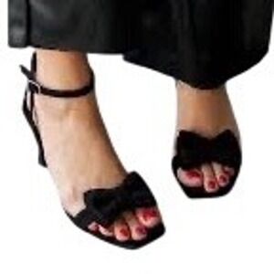 Violet & Red Lively Black Leather Bow Block Heel Sandals Ankle Strap Womens 8.5M